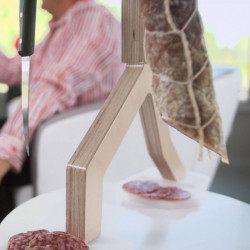 Pieds du porte saucisson original et atypique