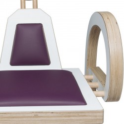 Zoom chaise ELENA design et tendance en bois, blanc/violet