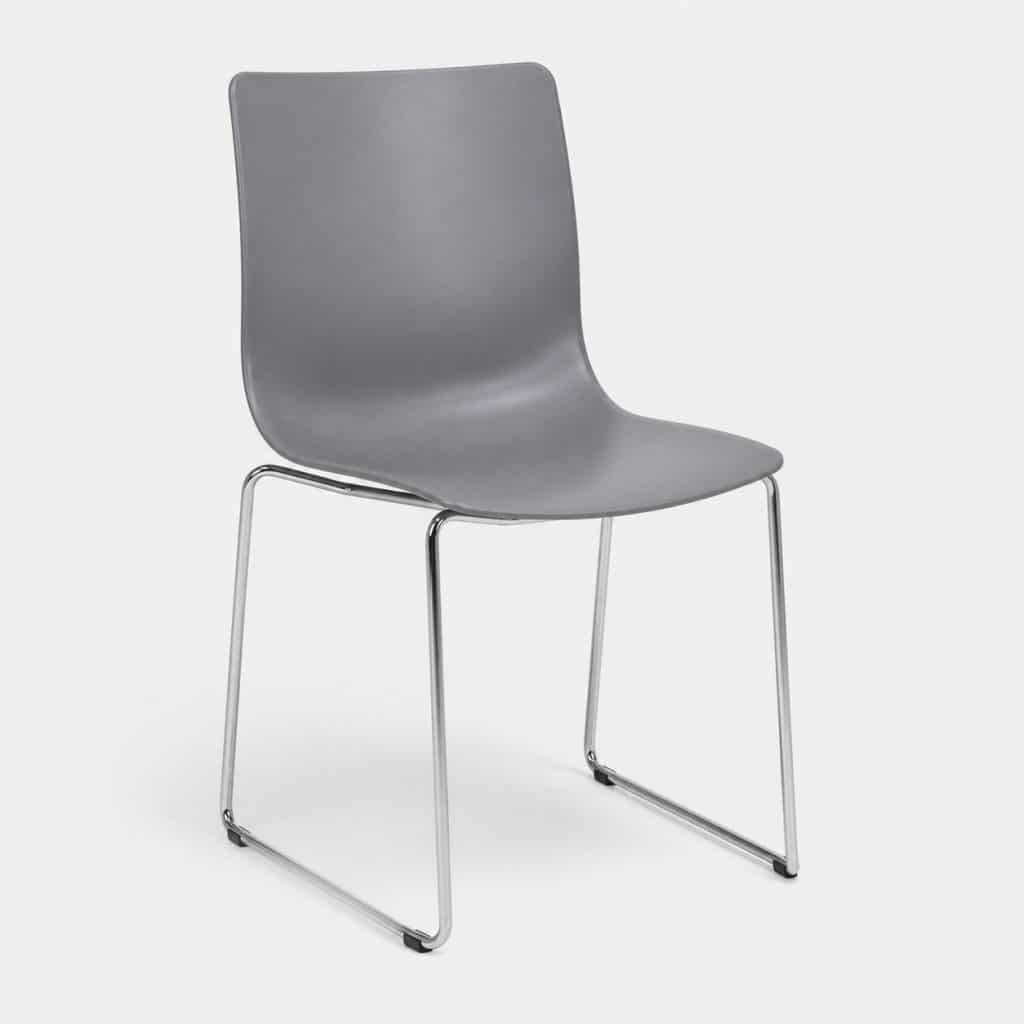 Chaise d'accueil empilable à coque polypropylène grise et piètement acier