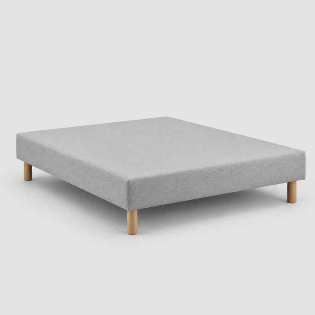 Sommier tapissier 120 x 190 cm en coutil gris clair sur pieds bois